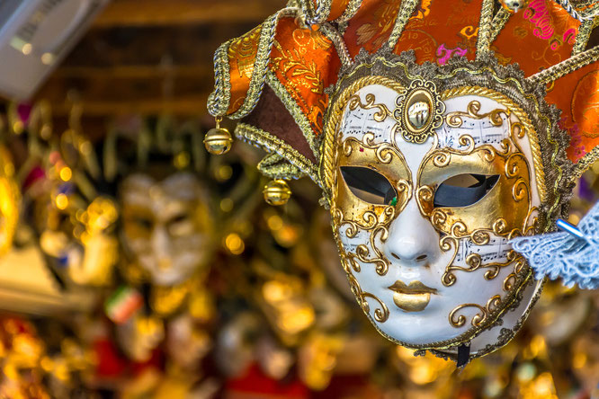 Foto Zeit der Masken – Warum wir uns nicht nur im Fasching maskieren